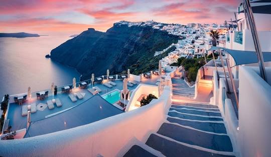 Best Places to Find/buy Cocaine in Santorini, Greece